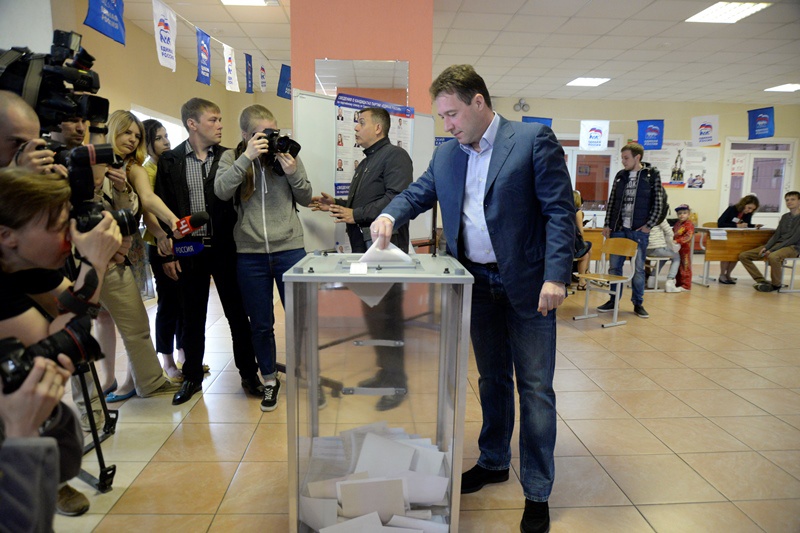 Полномочный представитель президента РФ в Уральском федеральном округе Игорь Холманских