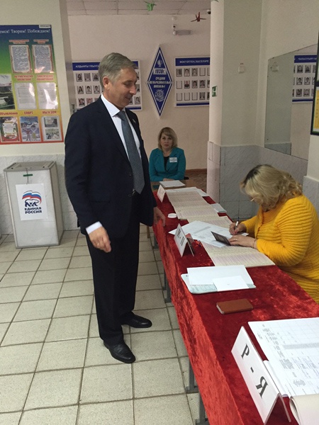 Рафаэль Марданшин принял участие в голосовании в г. Октябрьский