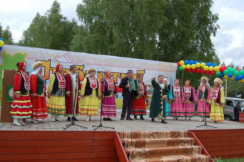 Веселись, народ, ликуй, это праздник Сабантуй!