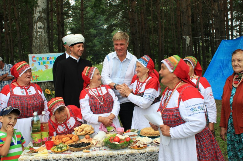 Владимир Демидов побывал на фестивале «Дуслык байраме» («Праздник дружбы») в Бирилюсским районе