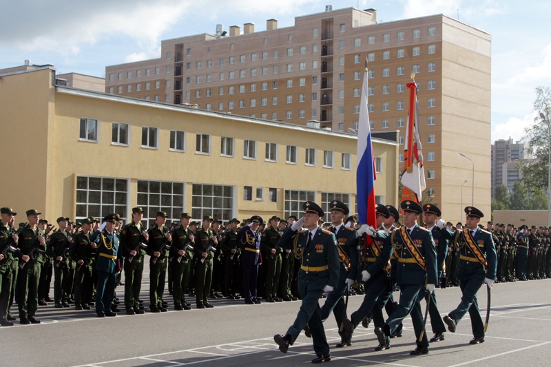 Академия буденного фото Более 600 курсантов Военной академии связи приняли воинскую присягу