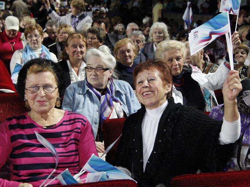 Предвыборный форум сторонников «ЕДИНОЙ РОССИИ» в Лужниках собрал более семи тысяч человек