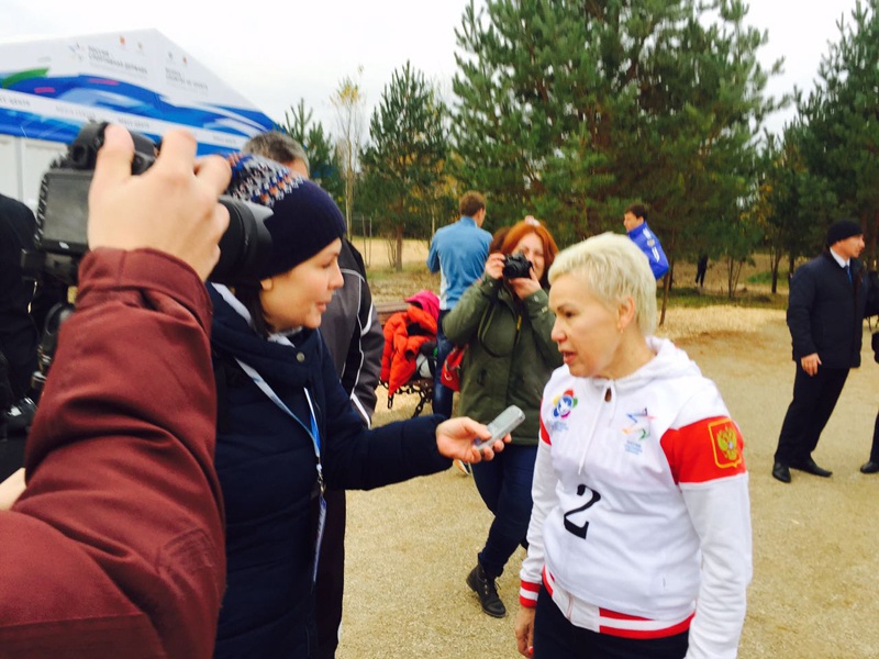 Рима Баталова на форуме в Коврове