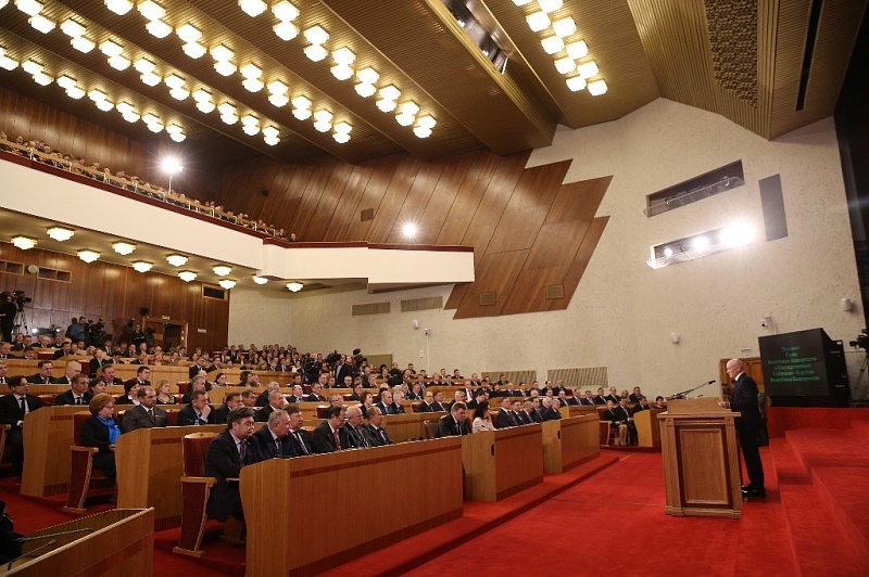 Рустэм Хамитов обратился с ежегодным Посланием Государственному Собранию – Курултаю Башкортостана