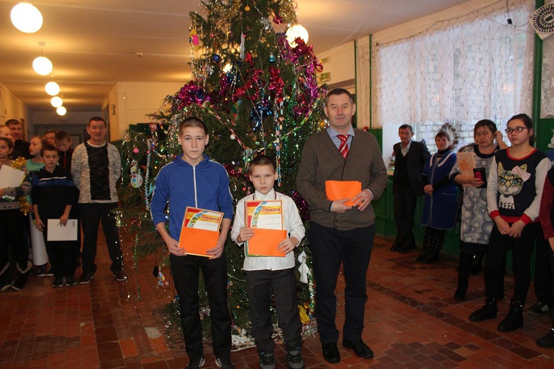 В Калтасинском районе выдали стипендии лучшим учащимся школ