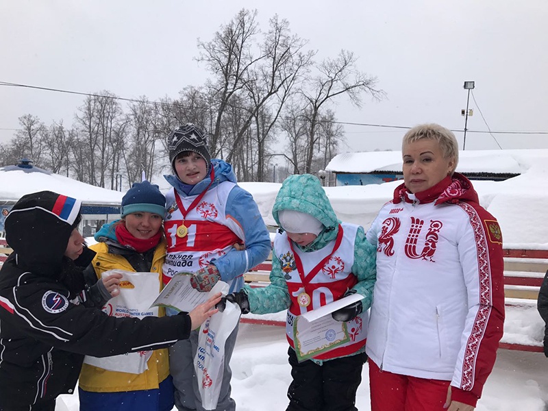 В Уфе Рима Баталова наградила победителей горнолыжных соревнований в рамках программы «Специальной олимпиады России»