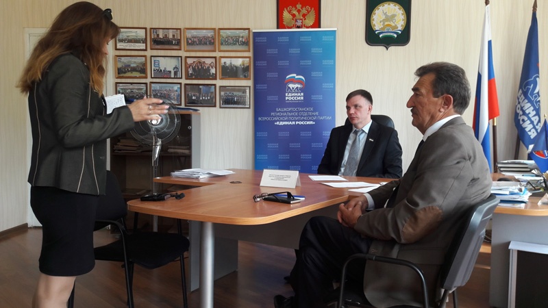 Николай Самойленко провел прием граждан в Нефтекамске