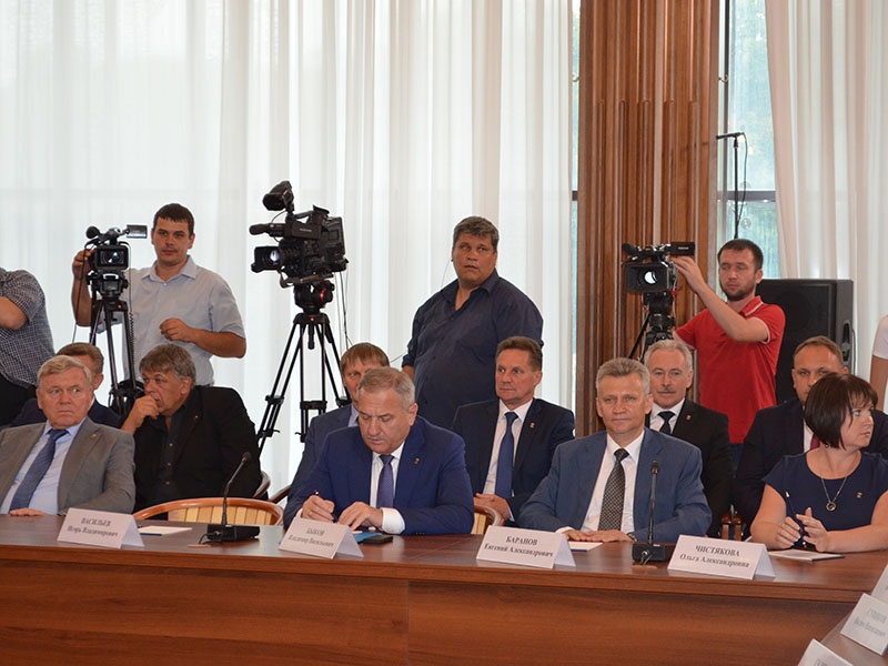 Дмитрий Медведев встретился с партактивом