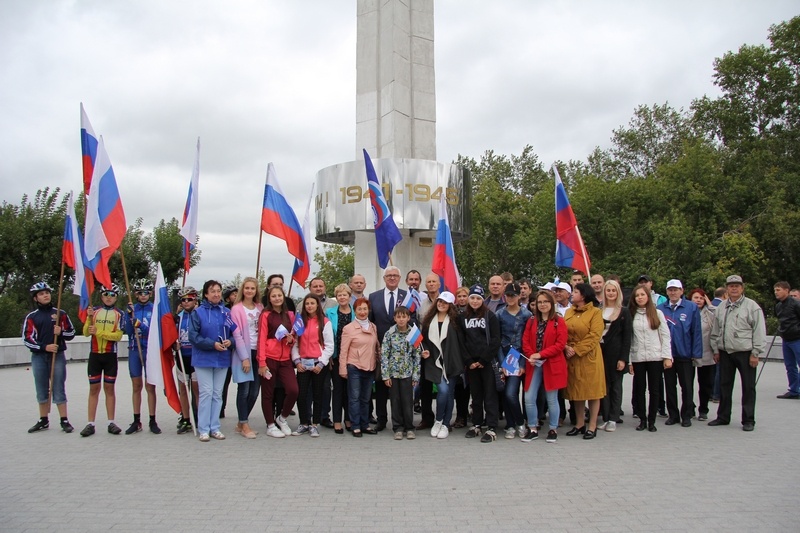 День Государственного флага Российской Федерации. Усолье-Сибирское. 