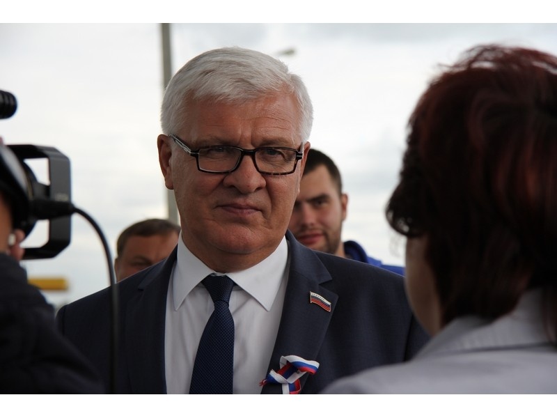 День Государственного флага Российской Федерации. Кутулик. Залари. Зима
