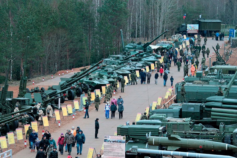 Луга ленинградская область воинская часть карта