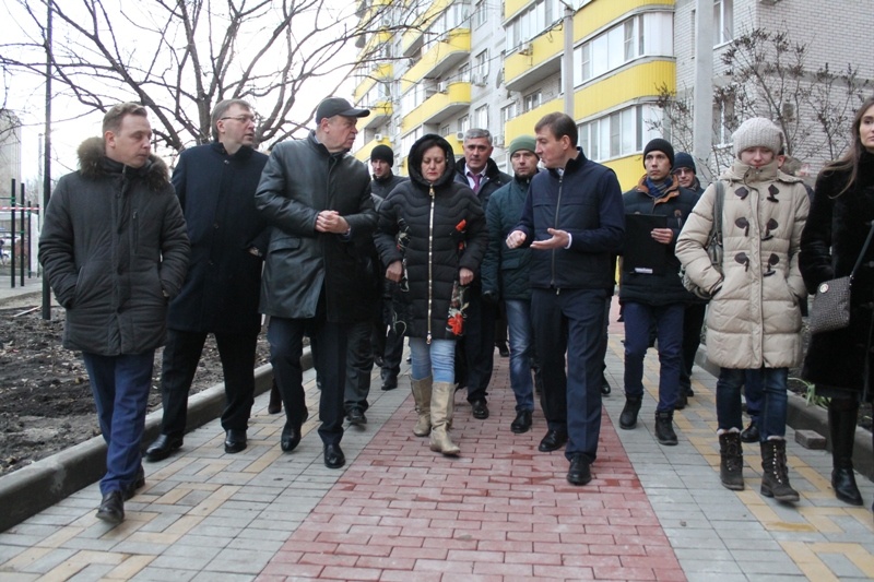 Андрей Турчак оценил реализацию партпроекта «Городская среда» в Ростовской области
