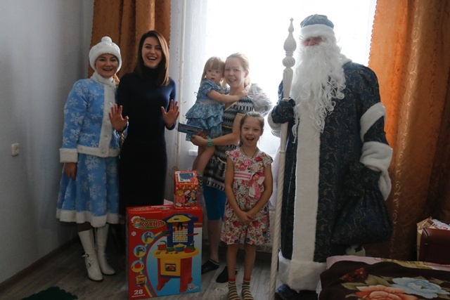 Алёна Аршинова поздравила юных новочебоксарцев с наступающим Новым годом