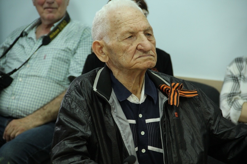 Кубанские единороссы поздравили ветеранов с Днем Победы