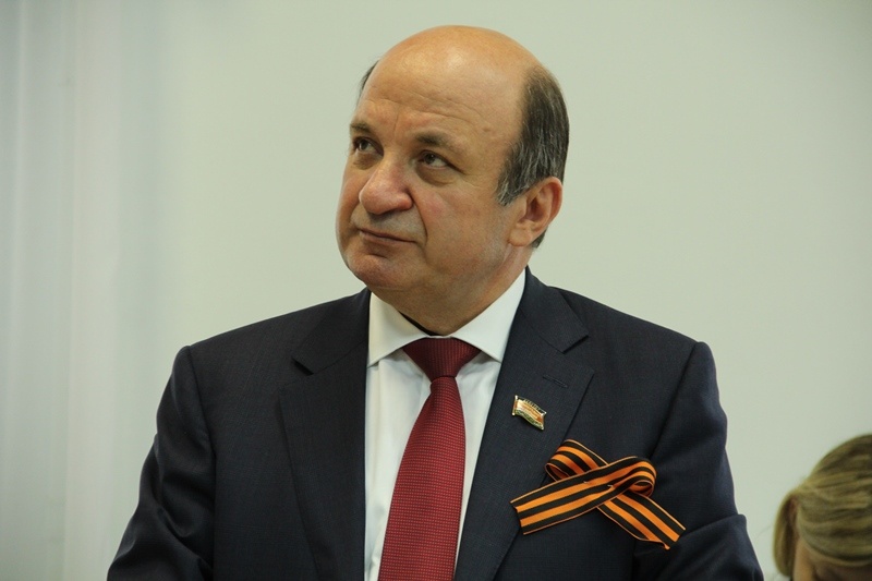 Кубанские единороссы поздравили ветеранов с Днем Победы