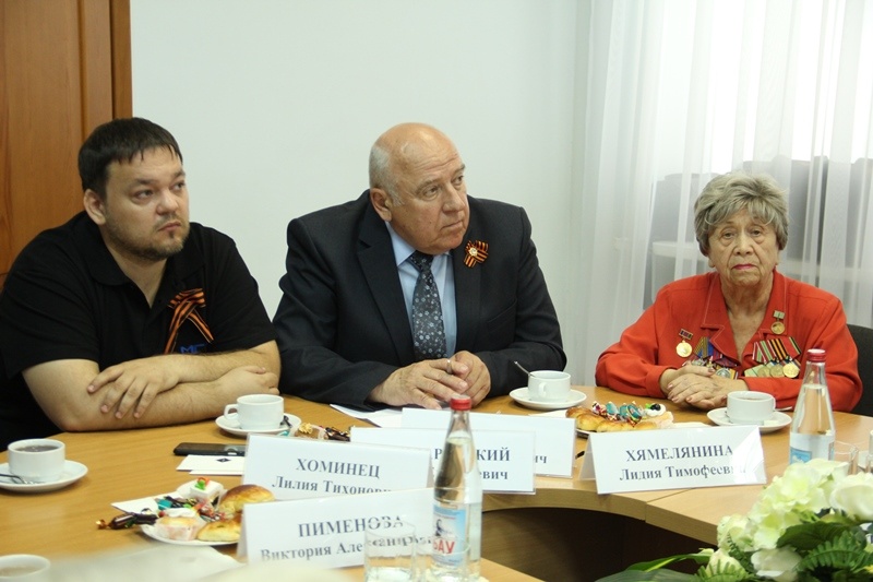 Кубанские единороссы поздравили ветеранов с Днем Победы