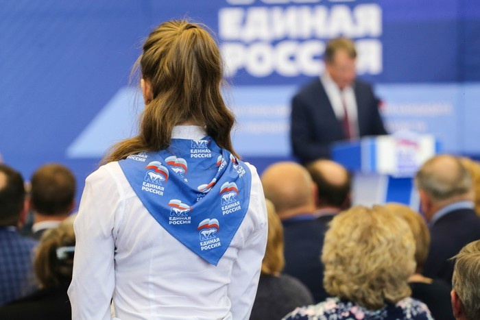 Участники ПГ представили свои программы партийцам
