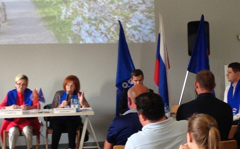 Победители ПГ «Единой России» провели встречи с партактивом в Кировском районе Красноярска