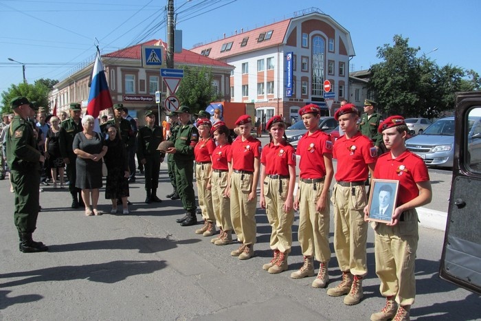 Захоронение останков солдат, погибших в годы Великой Отечественной войны