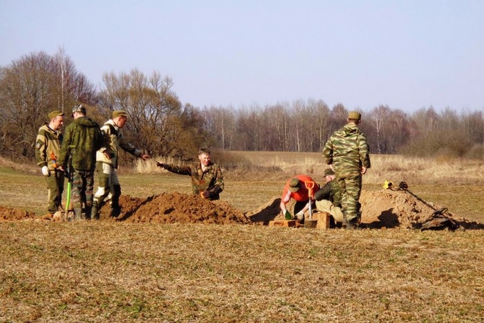 Захоронение останков солдат, погибших в годы Великой Отечественной войны