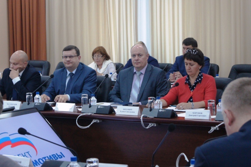 Выездная конференция федерального партийного проекта «Локомотивы роста» состоялась в Научной библиотеке Сибирского Федерального университета в Красноярске