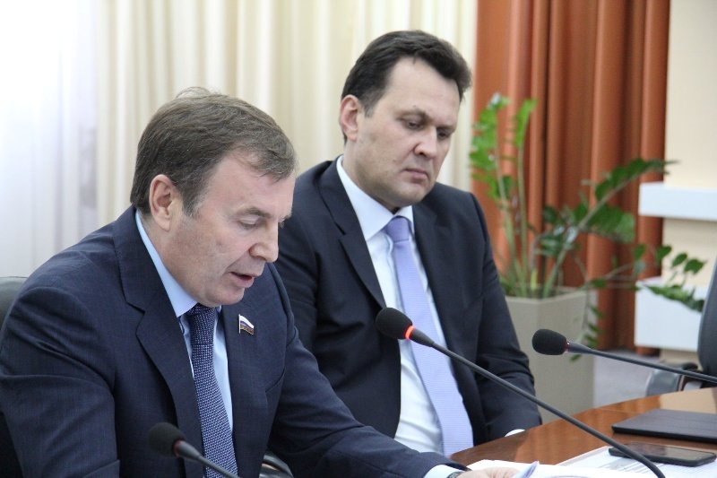 Выездная конференция федерального партийного проекта «Локомотивы роста» состоялась в Научной библиотеке Сибирского Федерального университета в Красноярске