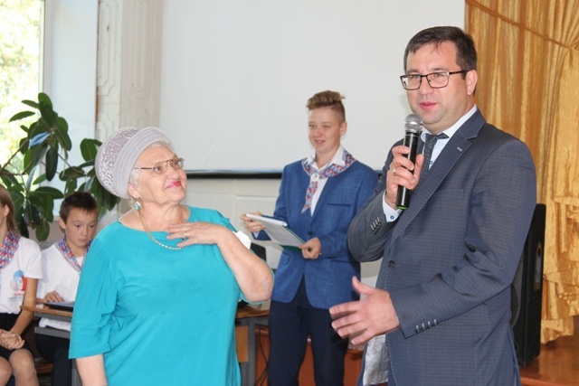 Николай Николаев поздравил ветеранов и пенсионеров с Международным днём пожилых людей