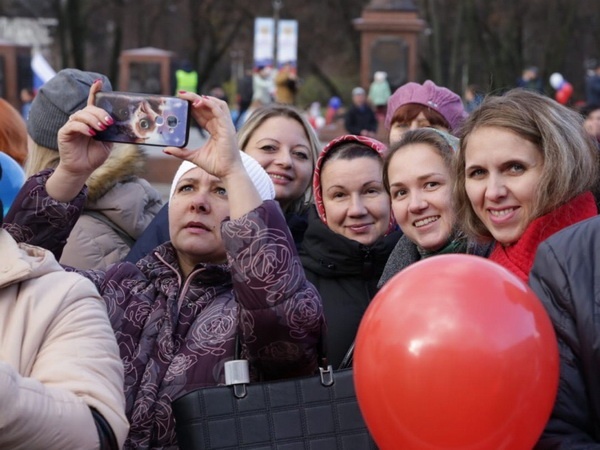Празднование Дня народного единства в Великих Луках