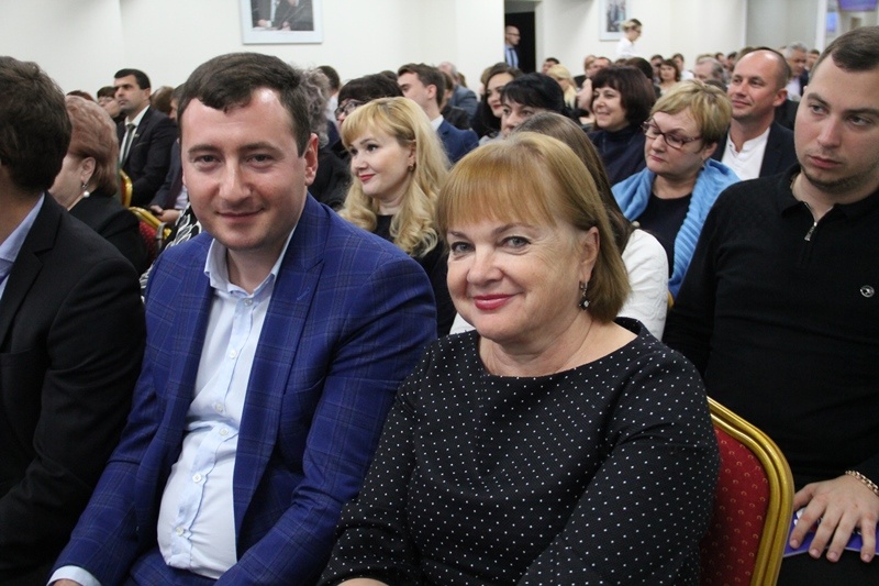 Итоги дискуссии подвели на пленарном заседании