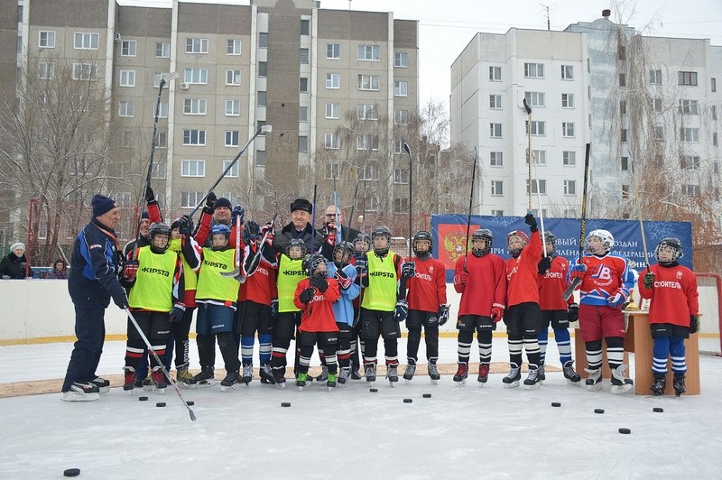 Каток в придонском воронеж. Поселок Придонской. Катки Воронеж Придонской. Каток ДСК В Придонском.