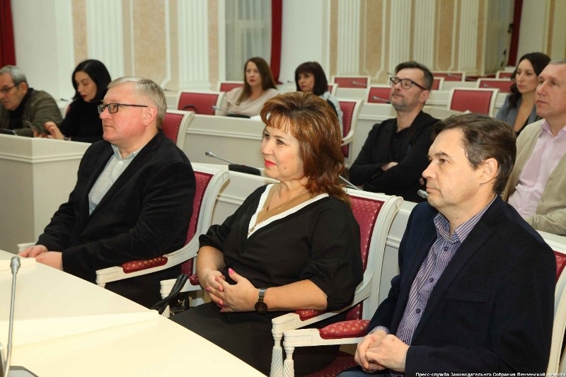 Валерий Лидин поблагодарил журналистов за совместную работу