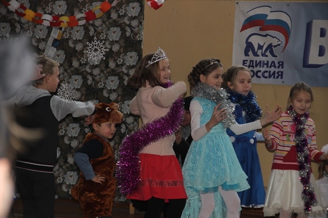 Предновогодняя акция "Шоколад-детям" для малообеспеченных семей Красночетайского района