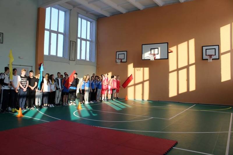 В поселке Южный Багратионовского округа капитально отремонтирован школьный спортивный зал