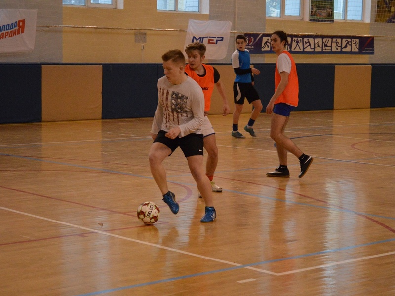 «Гвардейский турнир» по мини-футболу среди любительских молодежных команд