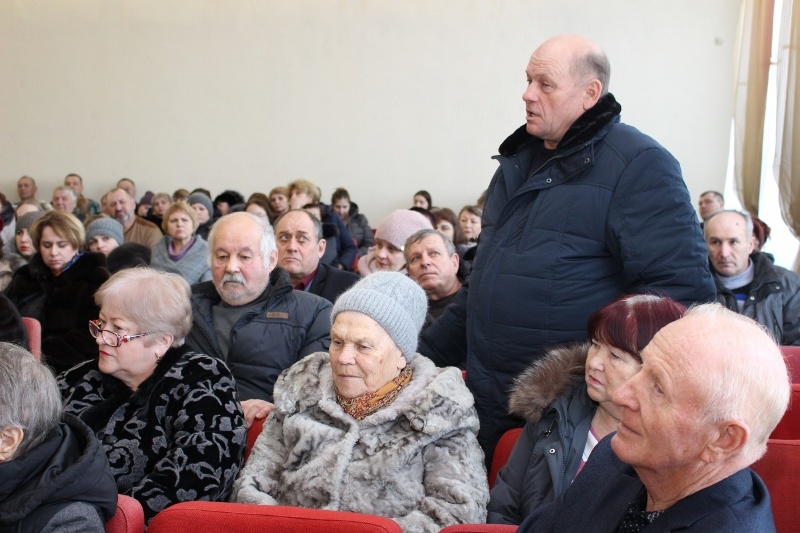 Встреча с общественностью в Камне-Рыболове