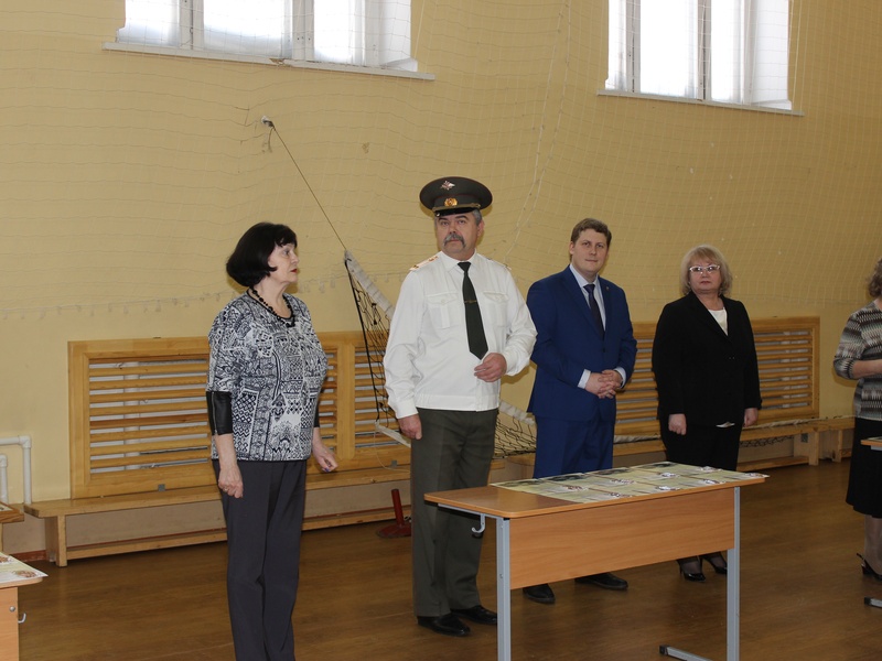 Ижевским кадетам вручили памятные знаки за участие в Параде памяти