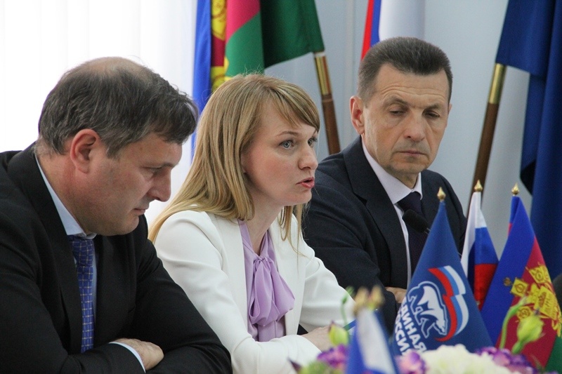 В Краснодарском региональном отделении Партии прошло обсуждение реализации национальных проектов 
