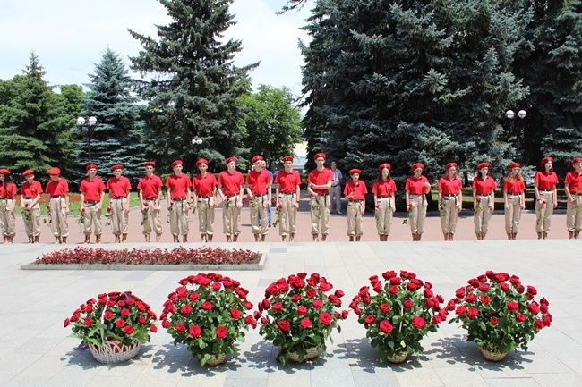 В Нальчике прошла Всероссийская военно-патриотическая акция «Горсть памяти»