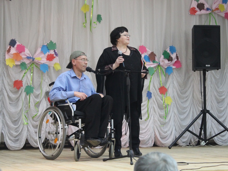 Сторонники партии «Единая Россия» посетили Республиканский дом-интернат для престарелых и инвалидов