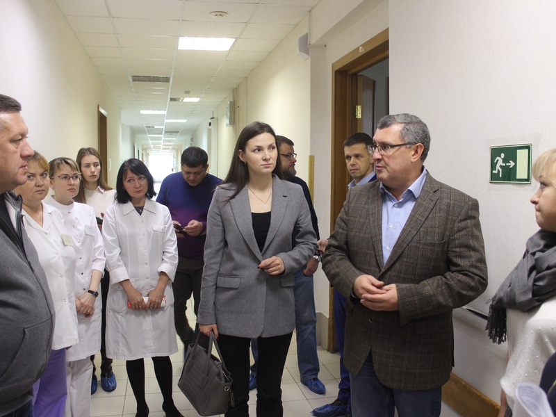 Сторонники партии «Единая Россия» посетили Республиканский дом-интернат для престарелых и инвалидов