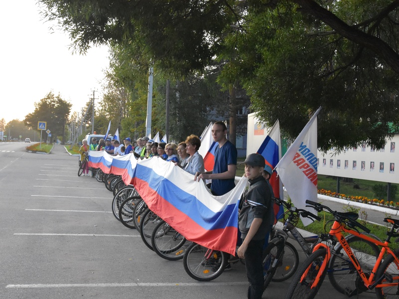 Областной велопробег, приуроченный к 350-летию Российского флага