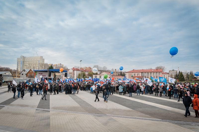 В Пензе на митинге в День народного единства собрались более 6,5 тысяч человек