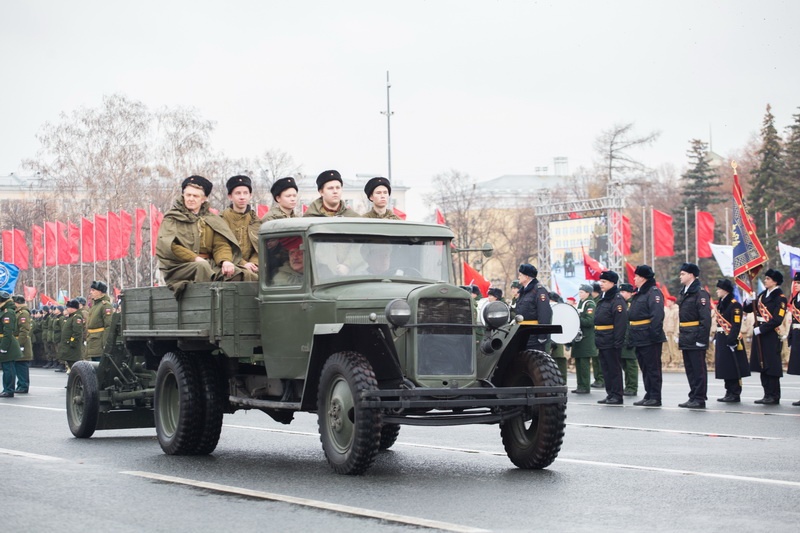 Нижегородские кадеты приняли участие в Параде Памяти в Самаре