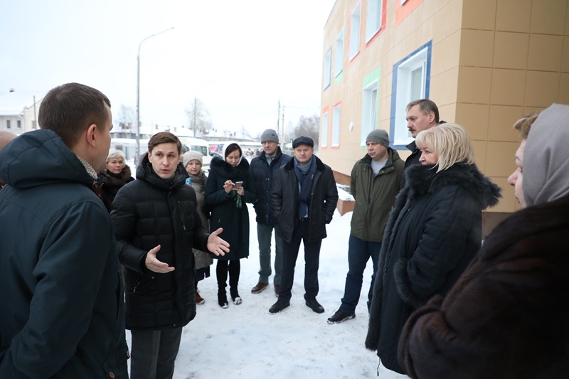 Соломбальский округ города архангельска. 28 Школа Архангельск. Администрация Соломбальского округа.