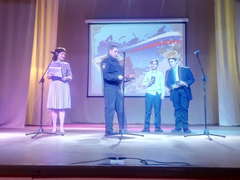 В Амурской области партийцы приняли участие в торжественных мероприятиях ко Дню Конституции