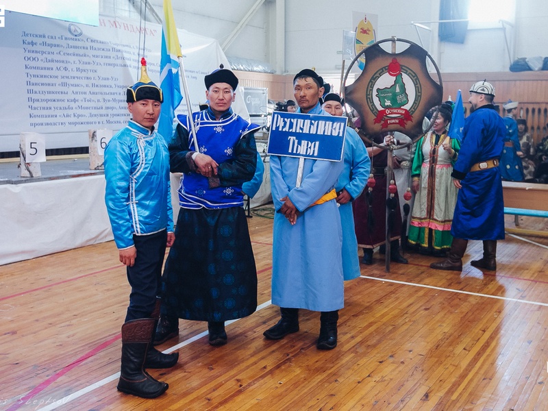 В Тункинском районе состоялся четвертый международный этнокультурный фестиваль по разбиванию хребтовой кости «Алтан Мундарга»