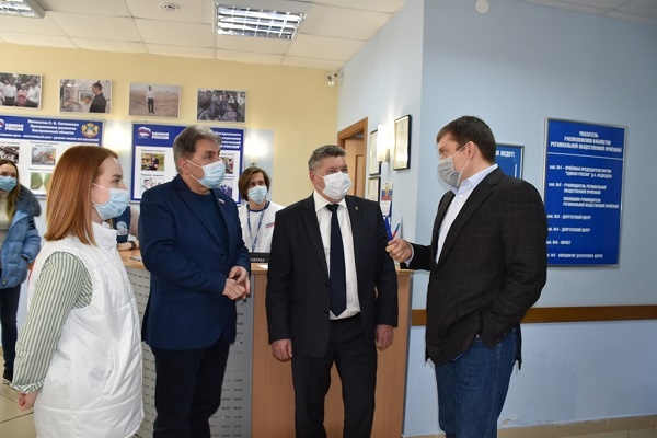 Работа волонтёров