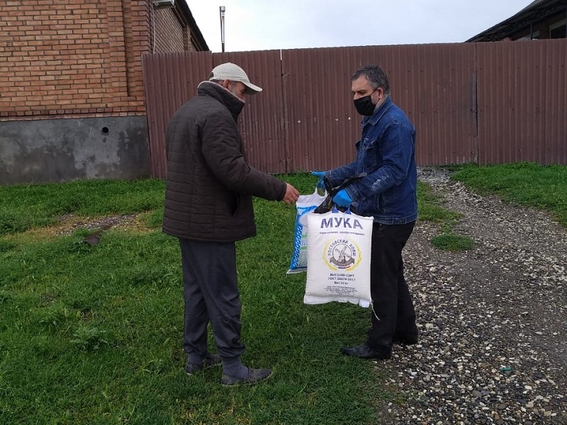 Волонтерский центр Чеченской Республики: доставка продуктовой помощи производится ежедневно