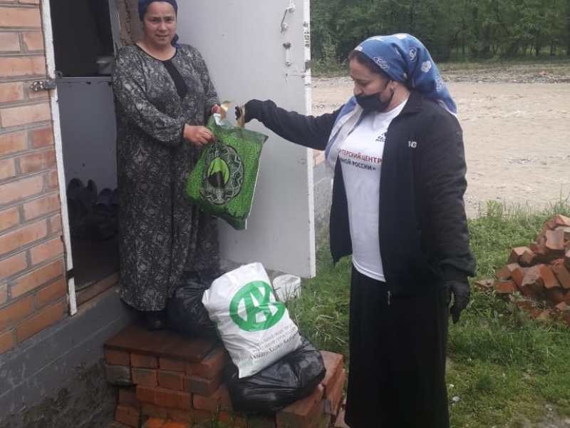 Волонтерский центр Чеченской Республики: доставка продуктовой помощи производится ежедневно