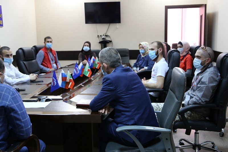 Роспотребнадзор призвал волонтеров строго соблюдать профилактические рекомендации в период пандемии
